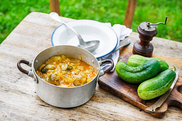 Cucumber sauce dish