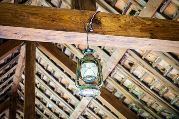 gaslight in a hut, minca