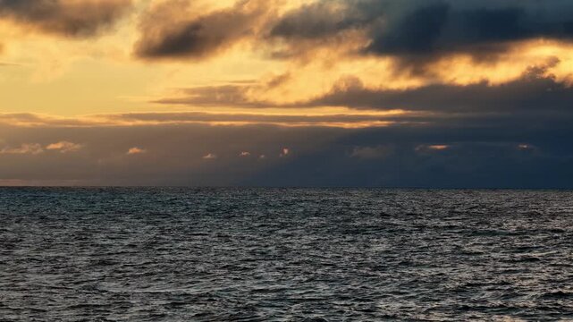 Orage et mer