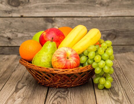 Wicker Bowl of fruit 