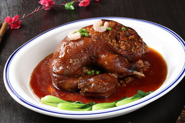 Chinese cuisine, Cantonese cuisine, Eight Treasure Duck