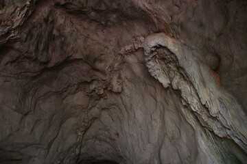 パークウー洞窟