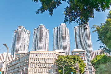 Obraz premium Old and new houses in Tel Aviv. Israel.
