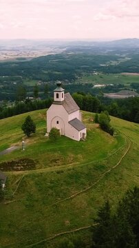 Wolfgangikirche in Bad Schwanberg &ndash; Historisches Wahrzeichen der Weststeiermark