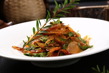 Chinese cuisine, Cantonese cuisine, cold mixed beef tendon