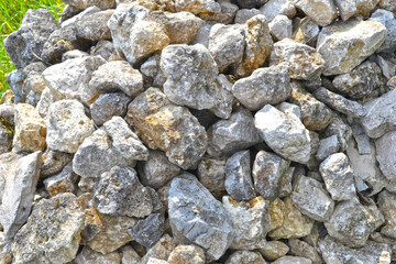 bunch of large grey boulders