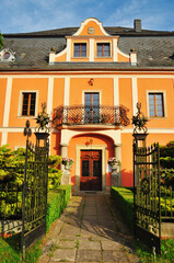 Fototapeta premium Pałac we Wleniu (niem. Schloss Kleppelsdorf) – zabytkowy Pałac książęcy wybudowany został w XVI w.