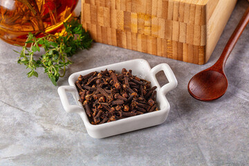 Dry cloves buds aromatic flavor