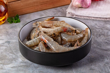 Raw fresh tiger prawn in the bowl
