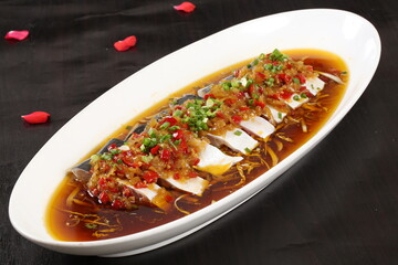 Chinese cuisine, Cantonese cuisine, steamed fish chunks with chopped peppers