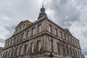 Fototapeta premium Maastricht an der Maas in den Niederlanden