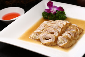 Chinese cuisine, Cantonese cuisine, braised pork intestines