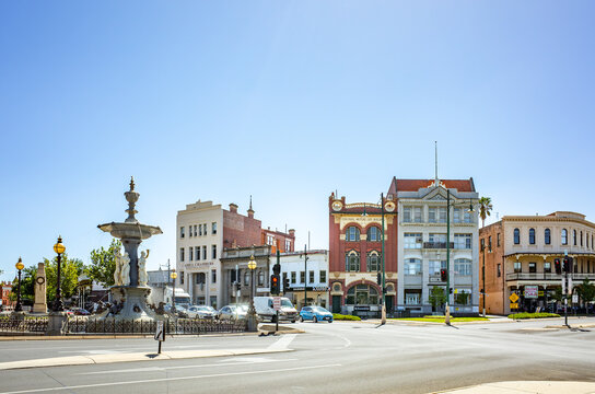 Historic heritage buildings that house a variety of local businesses near Alexandra Fountain in the city center of Bendigo, Victoria, Australia