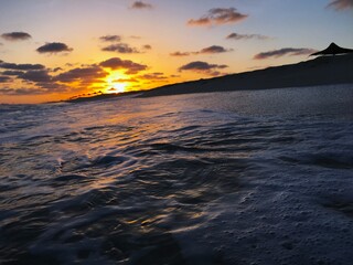 Obraz premium sunset over the sea