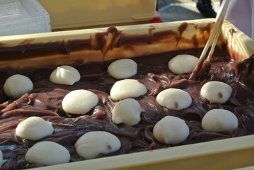 traditional japanese mochi sweet