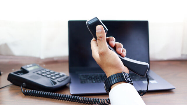 home ofice, trabajo remoto, extors&oacute;n telef&oacute;nica