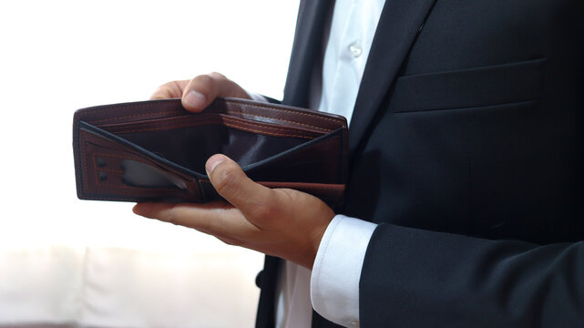 Cartera vac&iacute;a sin dinero