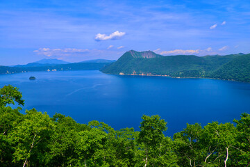 初夏の摩周湖（北海道・弟子屈町）