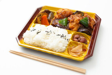 唐揚げ入り弁当　白バック