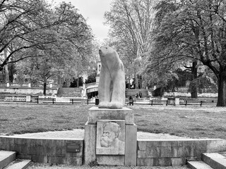 Jardin Darcy de Dijon et ours Pompon