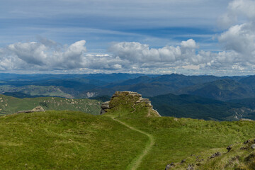 ニュージーランド　ホークス・ベイのトゥティラにあるベル・ロック・ループ・トラックから見える風景