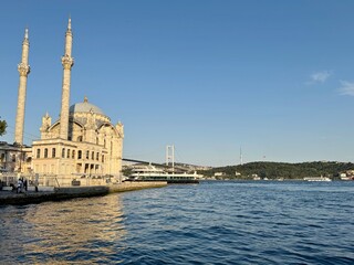 Fototapeta premium Ortaköy Mosque and Bosphorus Bridge – Iconic View from the European Shoreline of Istanbul