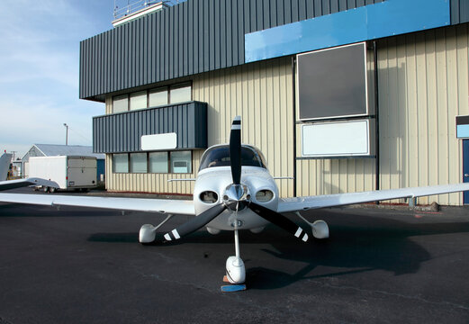 Troutdale airport building and aircraft parked Oregon state.