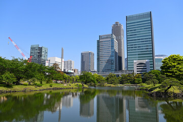 Obraz premium 東京・浜松町の旧芝離宮恩賜庭園