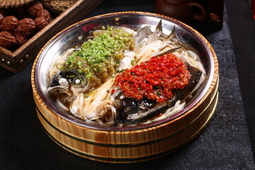 Chinese cuisine, Cantonese cuisine, two-color fish head