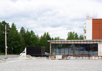 Renovation of a cafe on Lenin Street in the city of Noyabrsk  in summer