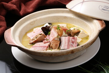 Chinese cuisine, Cantonese cuisine, salted meat, river clams, and old tofu