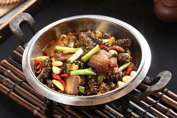 Chinese cuisine, Cantonese cuisine, salted meat and braised eels