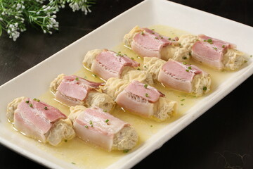 Chinese cuisine, Cantonese cuisine, salted meat steamed vermicelli