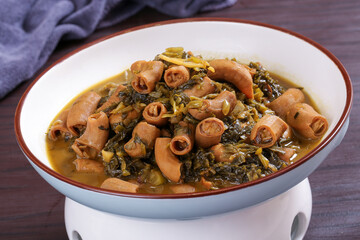 Chinese cuisine, Cantonese cuisine, pickled vegetables, small intestine
