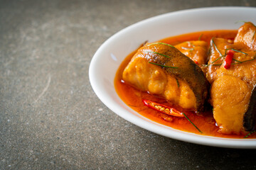 Redtail Catfish Fish in Dried Red Curry Sauce that called Choo Chee
