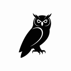 Fototapeta premium Striking Silhouette of an Owl in a Classic Pose for Design Projects