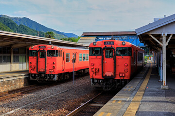 Obraz premium 播但線生野駅キハ４７