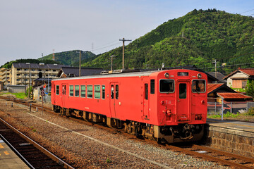 Naklejka premium 播但線生野駅キハ４７