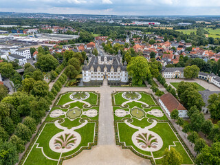 Schloß Neuhaus