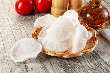 VIetnamese traditional crunchy crab chips