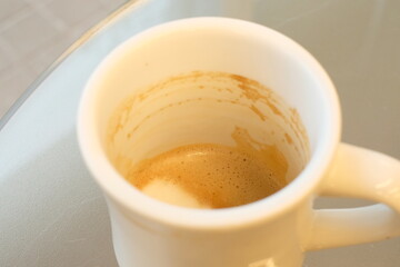 I finished drinking coffee with milk
