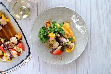 Colorful grilled chicken skewer with vibrant vegetables as a delicious food background. 