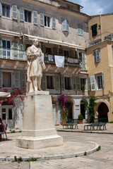 Denkmal f&uuml;r Georgios Theodorakis in Kerkyra auf Korfu