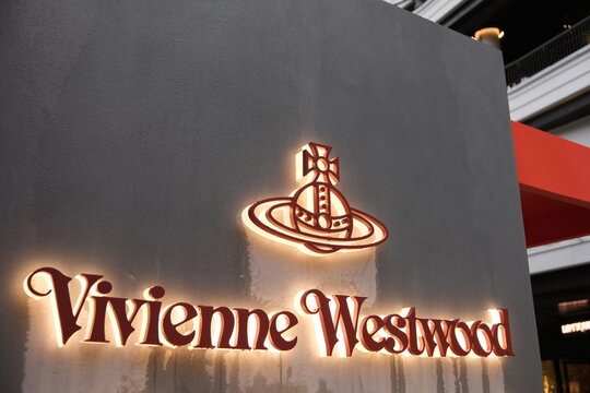 Vivienne Westwood」の写真素材 | 100件の無料イラスト画像 | Adobe Stock