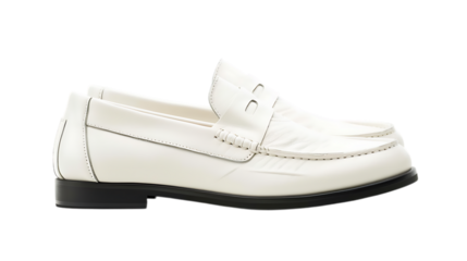 Elegant white leather loafer shoe isolated on transparent background, a classic and stylish footwear choice for men, perfect for casual or formal occasions