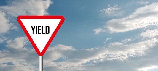 yield sign	