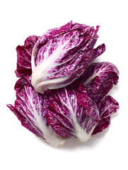 Obraz premium Fresh radicchio salad with vibrant purple leaves, crisp texture, isolated on white background.