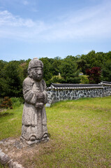 Sinhang grave is a tomb from the Joseon Dynasty.
