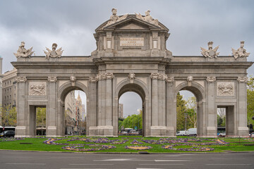 La Puerta de Alcalá monumento histórico y turístico de la Ciudad de Madrid España.