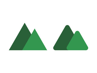 緑の山のアイコンのイラストのセット